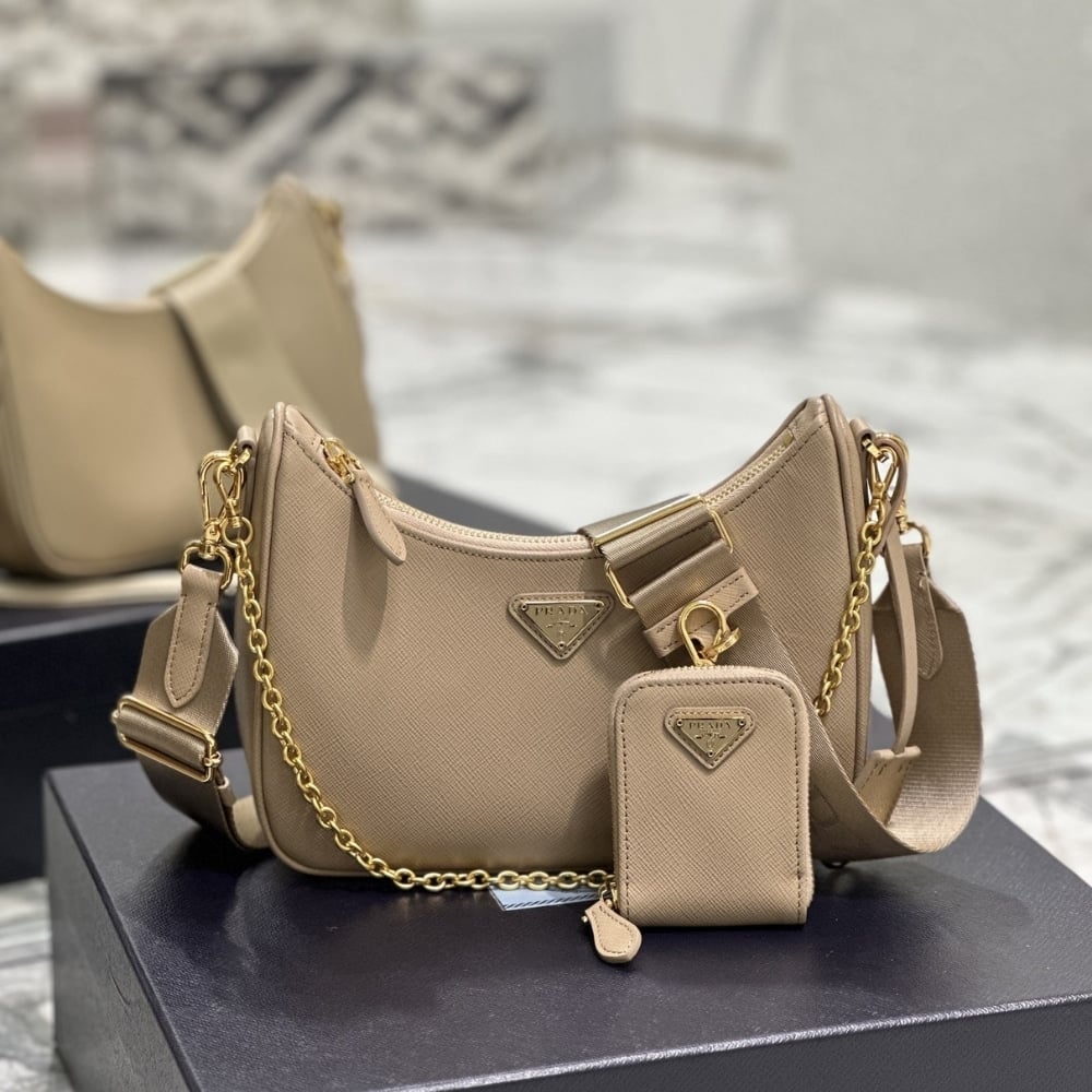 Gucci Earrings With G Motif Gold