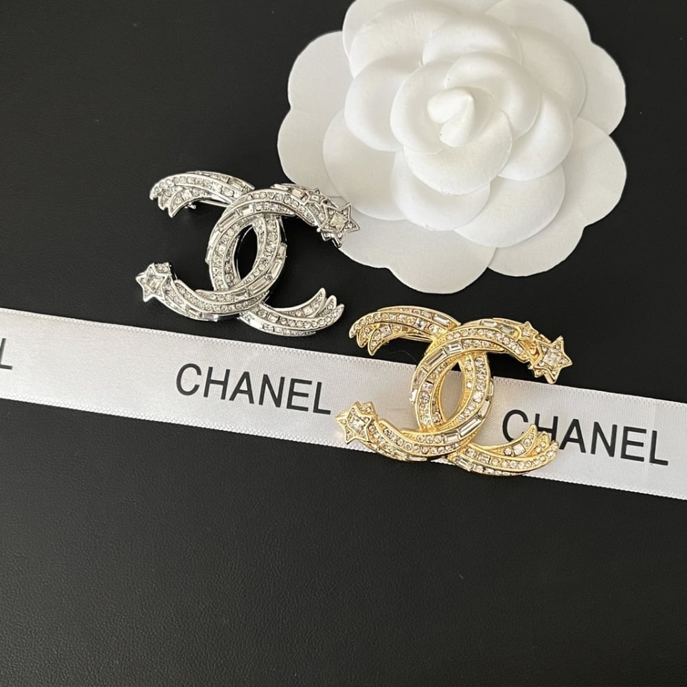 Chanel CC Brooch Gold with Stones and Two Stars