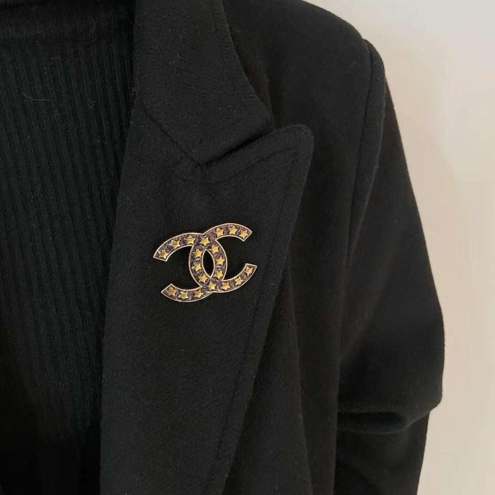 Chanel CC Brooch Black with Many Small Stars