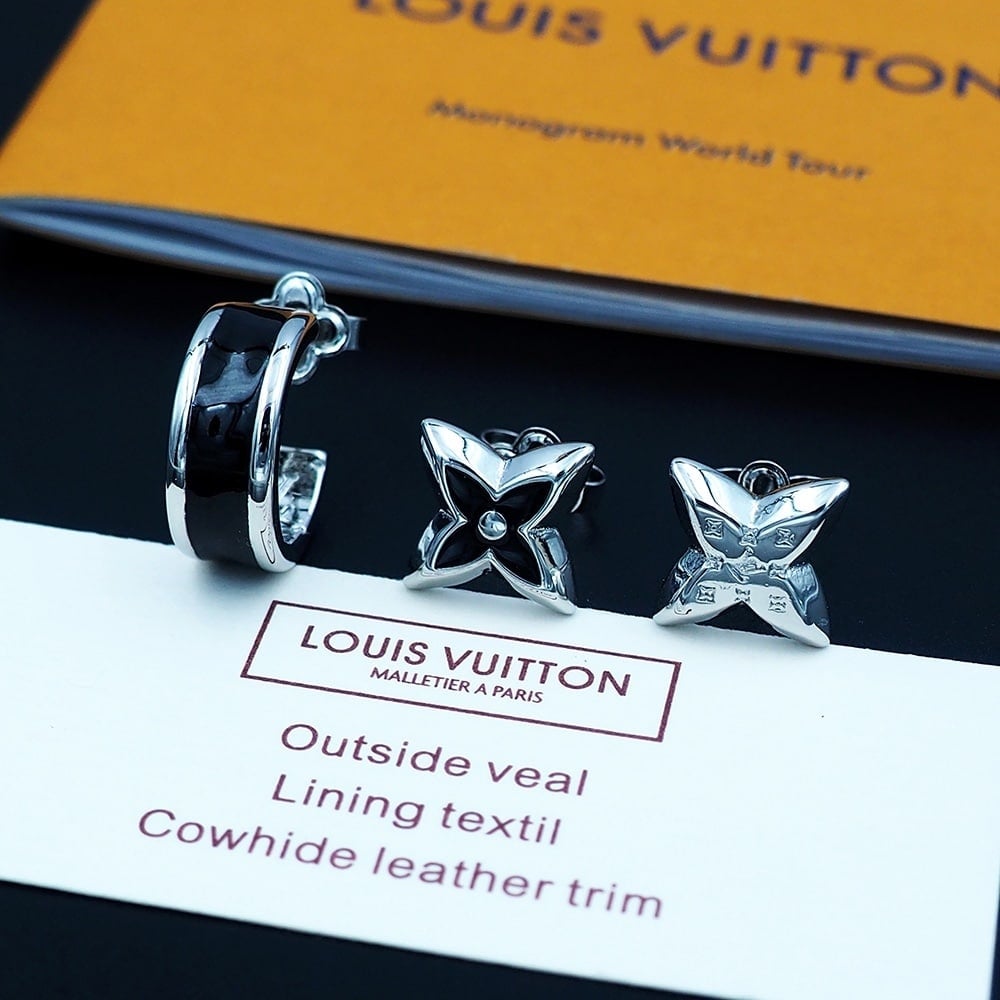 Louis Vuitton LV Spike Earrings Silver M01718