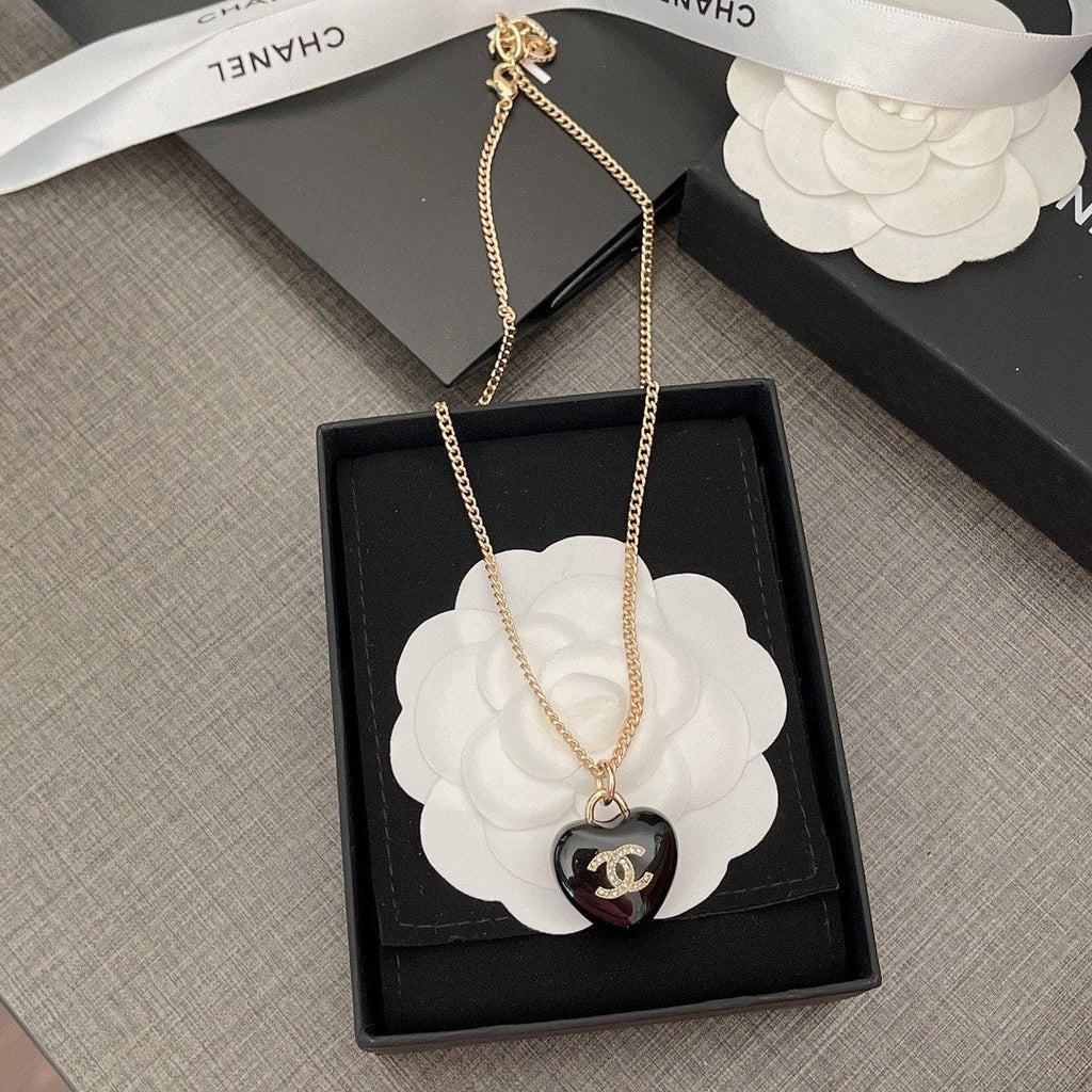 Chanel And Gold Metal Necklace Ab9463 B09327 Nk812