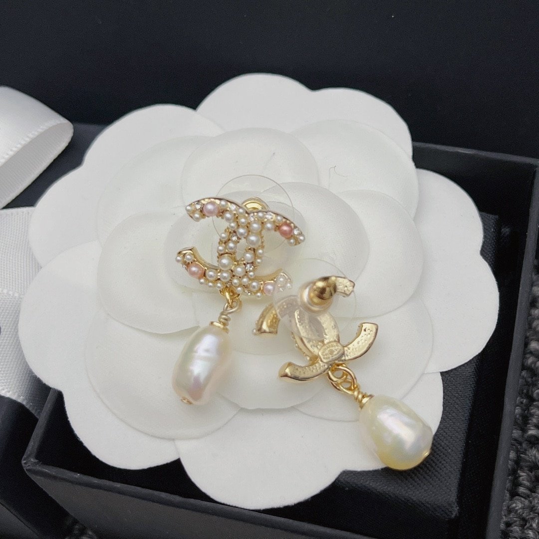 Chanel-Inspired Pearl & Crystal Earrings
