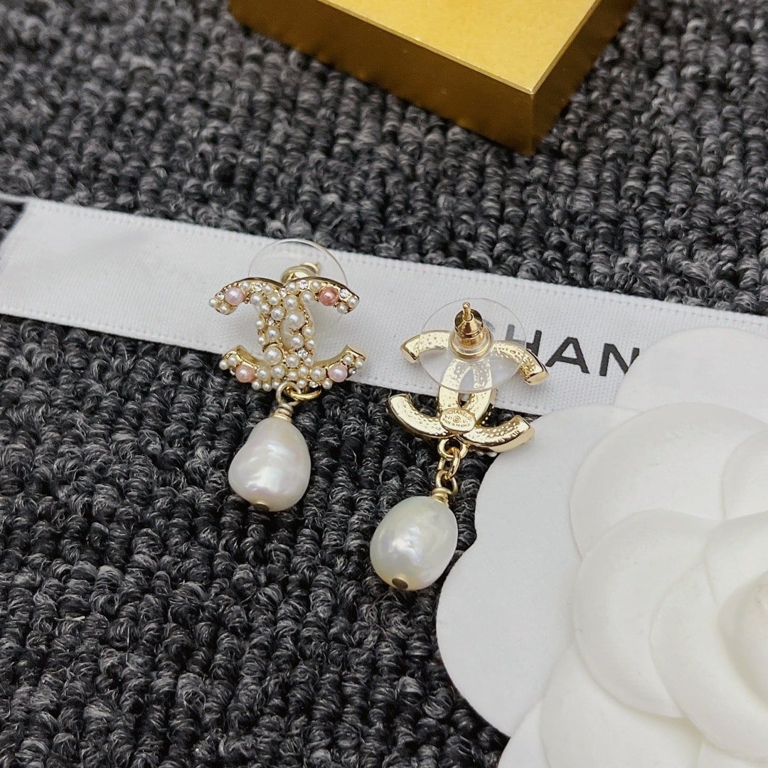 Chanel-Inspired Pearl & Crystal Earrings