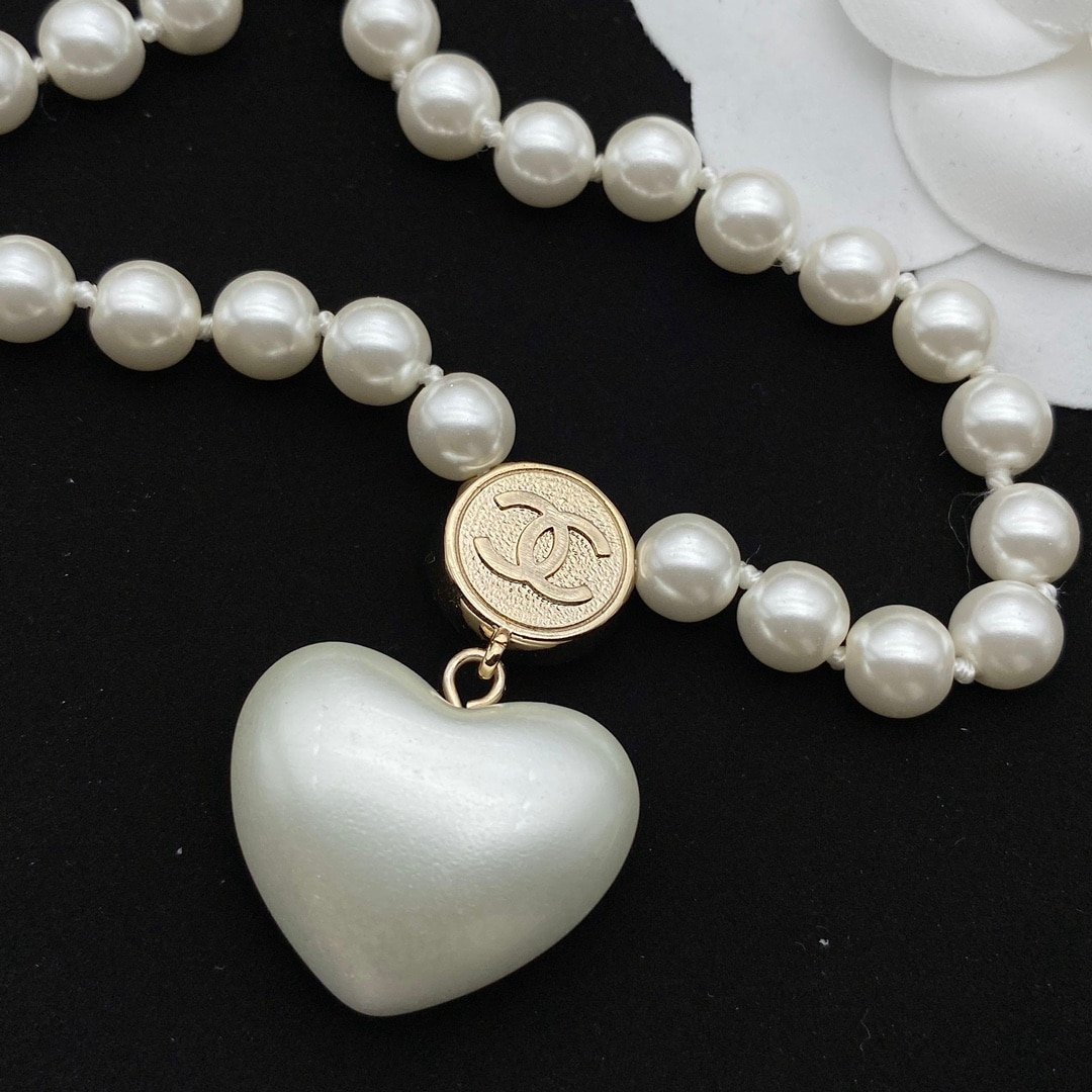 CC Heart Pearl Necklace