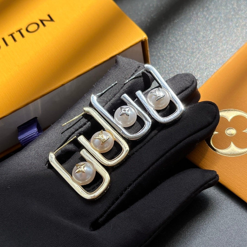 Louis Vuitton My Lv Chain Pearls Earrings Gold M01451
