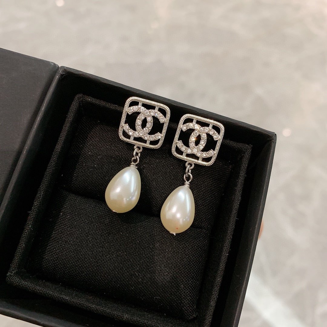 CC Monogram Pearl Drop Earrings