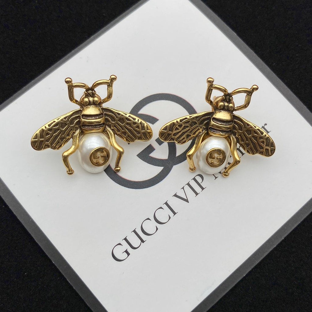 Gucci GG Bee Pearl Earrings in Gold