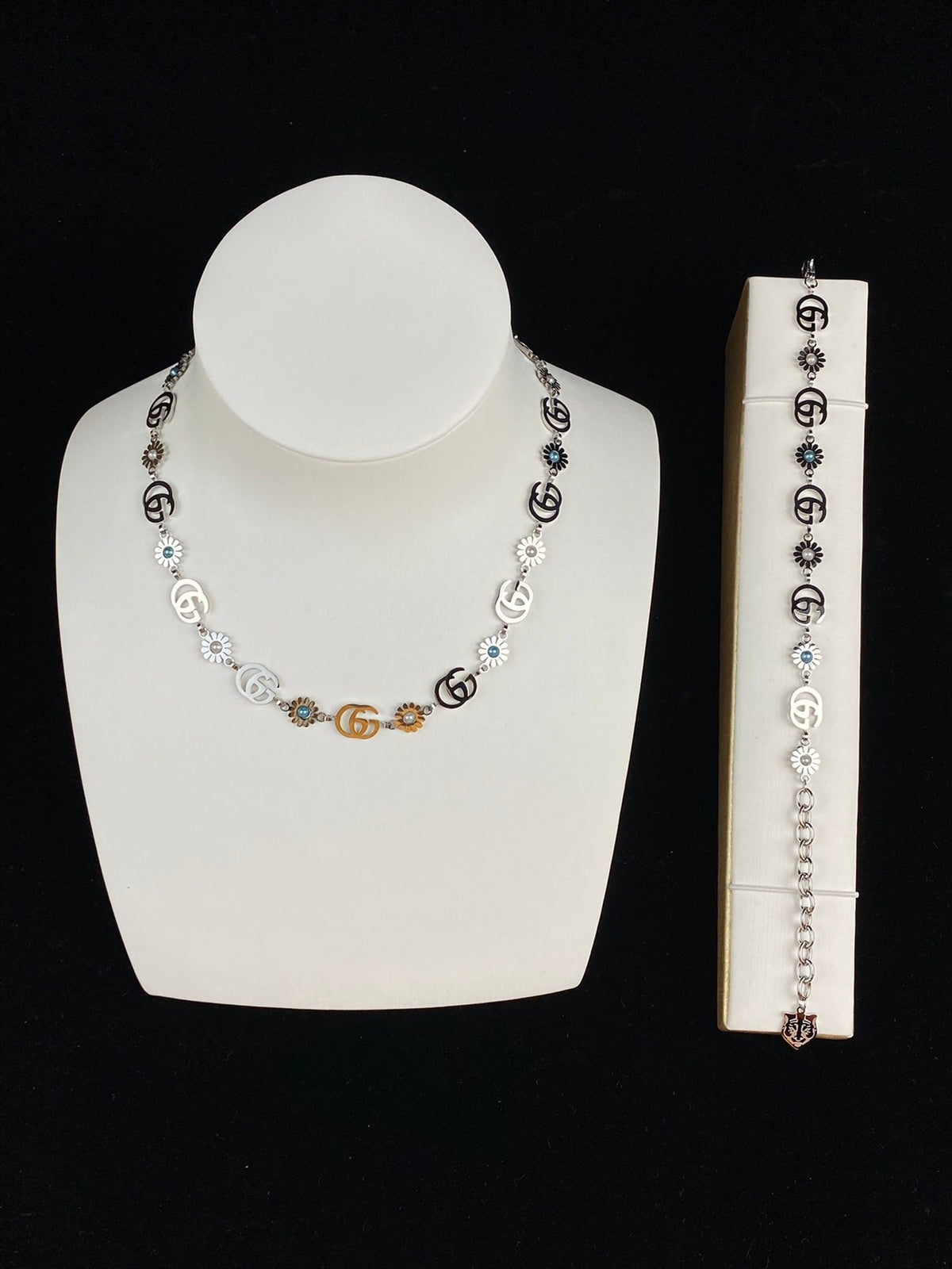 Gucci GG Necklace in Silver