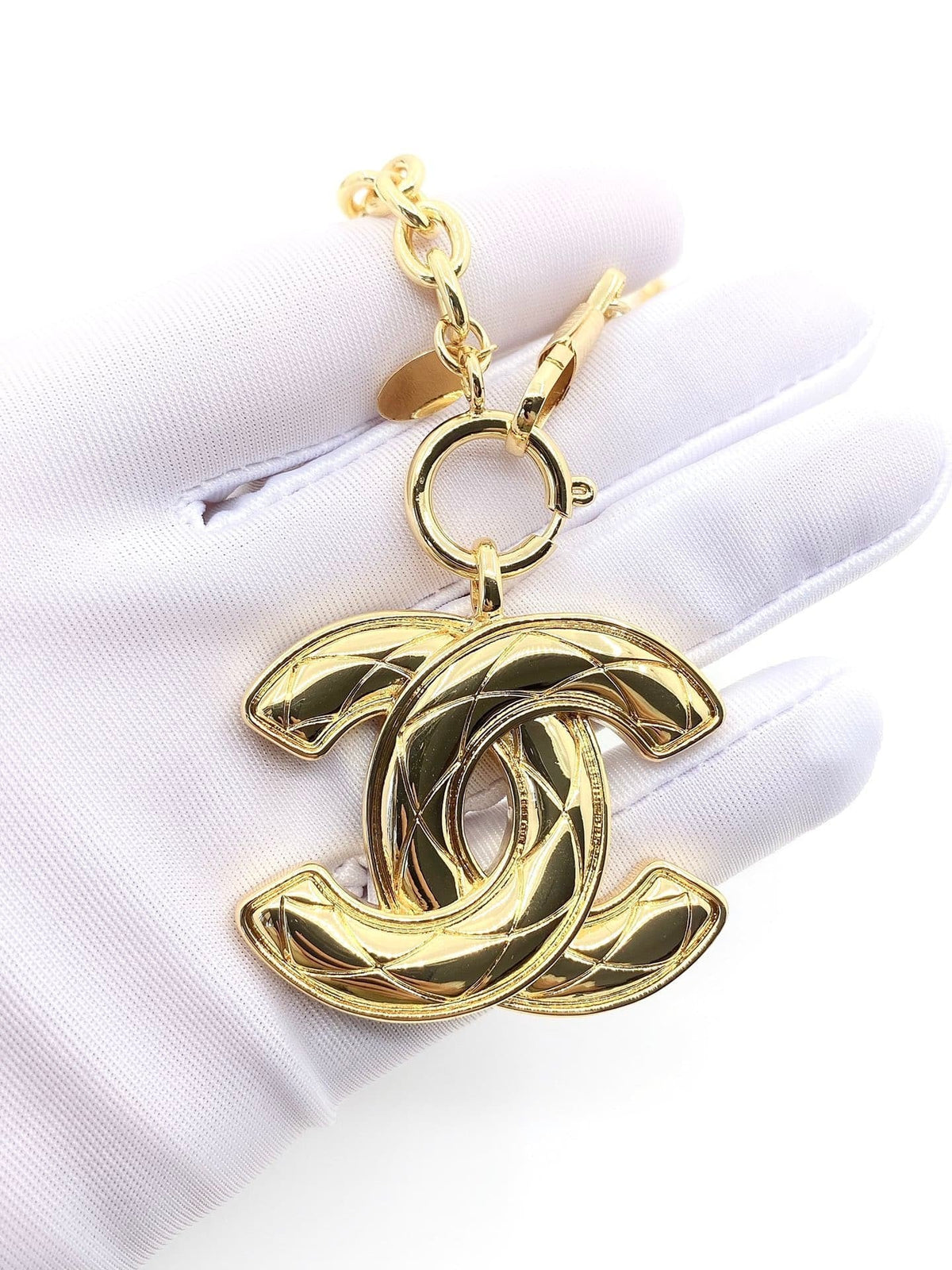 Chanel Cc Gold Necklace