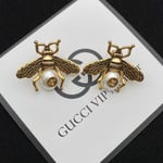 Gucci GG Bee Pearl Earrings in Gold