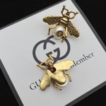 Gucci GG Bee Pearl Earrings in Gold