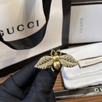 Gucci GG Small Bee Brooch in Gold