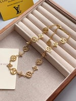 Louis Vuitton LV Lace Necklace Gold M01057