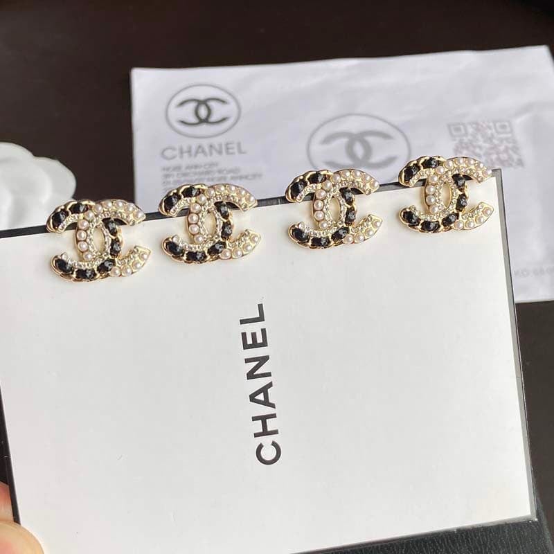 Chanel CC Earrings V